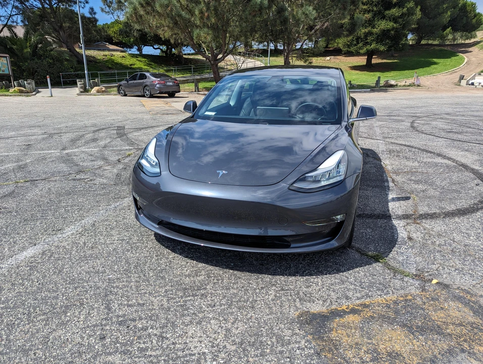 2019 Tesla Model 3 - Image 10 of 31