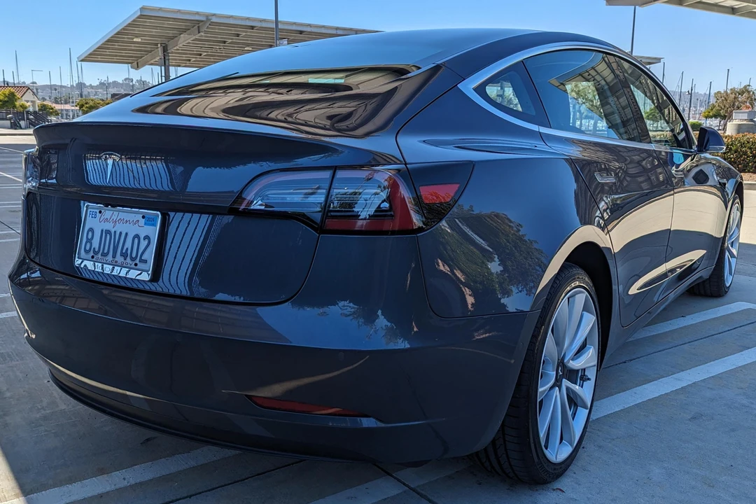 2019 Tesla Model 3 - Image 4 of 31