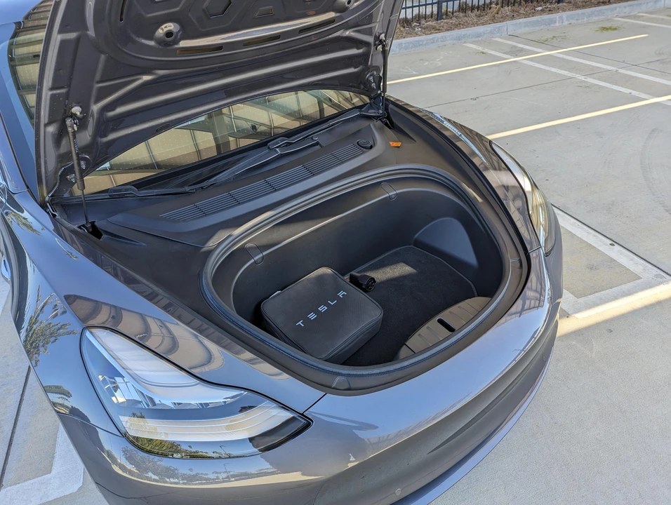 2019 Tesla Model 3 - Image 28 of 31