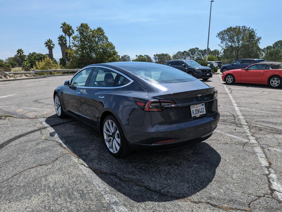 2019 Tesla Model 3 - Image 18 of 31