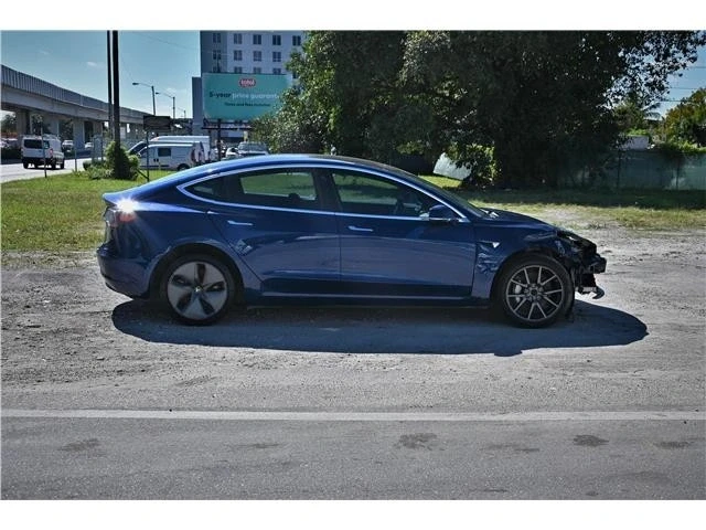 2019 Tesla Model 3 - Image 6 of 13
