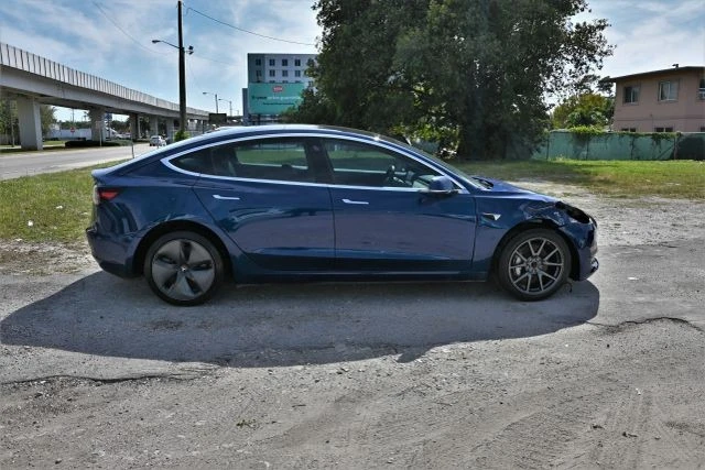 2019 Tesla Model 3 - Image 5 of 21