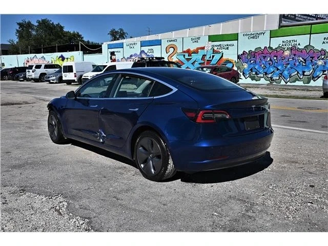 2019 Tesla Model 3 - Image 3 of 13