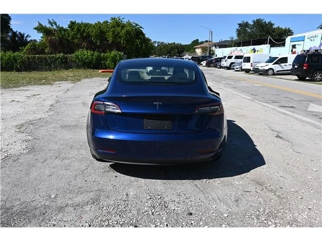 2019 Tesla Model 3 - Image 4 of 13