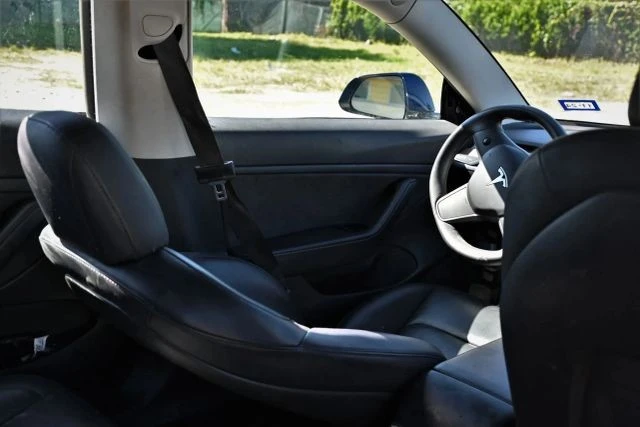 2019 Tesla Model 3 - Image 20 of 21