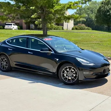 2019 Tesla Model 3 Mid Range Sedan 4D