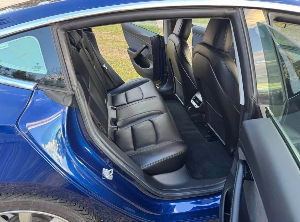 2019 Tesla Model 3 - Image 11 of 13