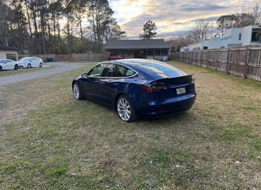 2019 Tesla Model 3 - Image 3 of 13