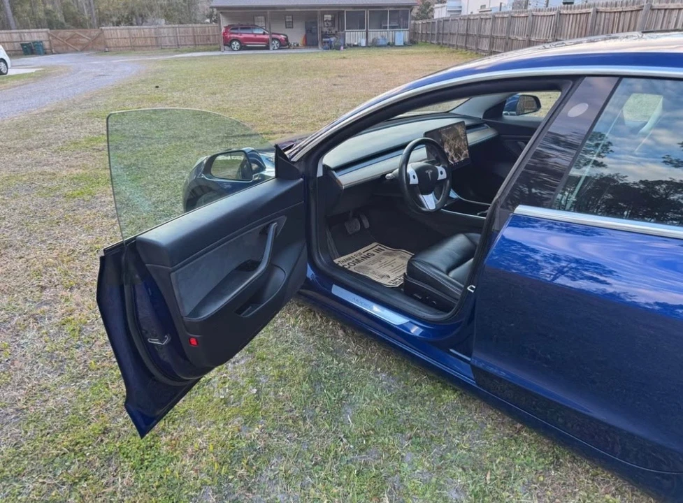 2019 Tesla Model 3 - Image 6 of 13