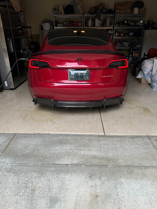 2019 Tesla Model 3 Performance - Image 3 of 6