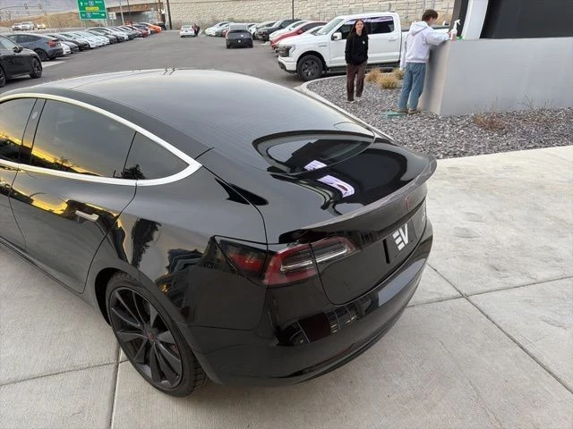 2019 Tesla Model 3 Performance - Image 6 of 21