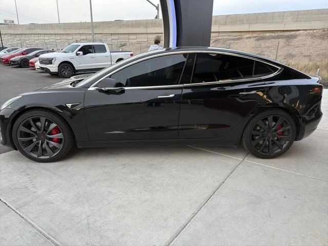 2019 Tesla Model 3 Performance - Image 5 of 21