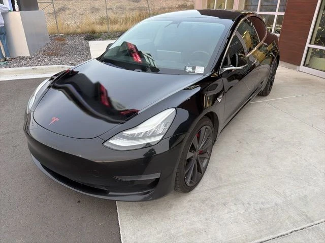 2019 Tesla Model 3 Performance - Image 4 of 21