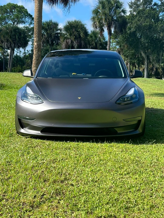 2019 Tesla Model 3 Performance - Image 5 of 21
