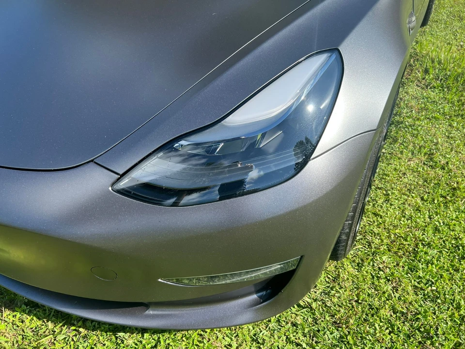 2019 Tesla Model 3 Performance - Image 13 of 21