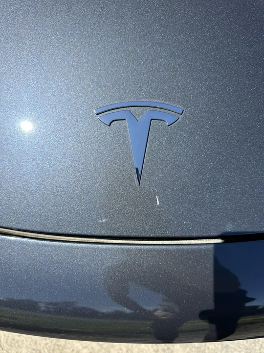 2019 Tesla Model 3 Performance - Image 24 of 31