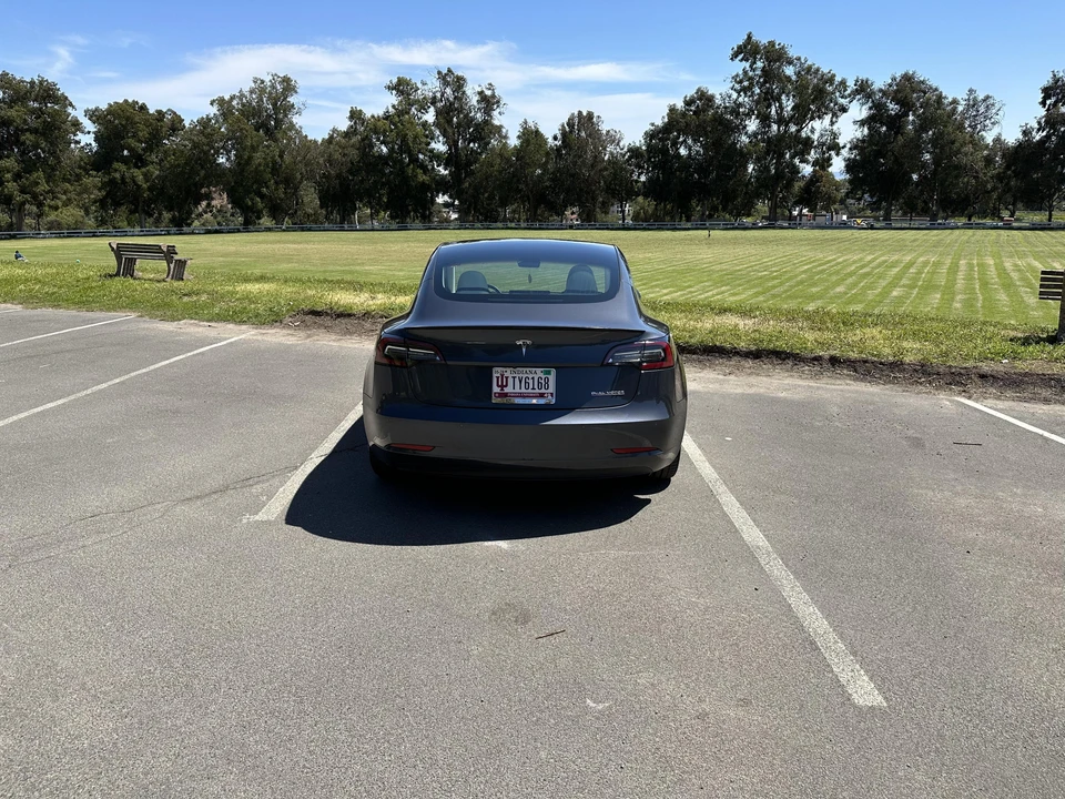 2019 Tesla Model 3 Performance - Image 14 of 31