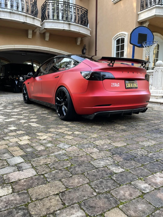 2019 Tesla Model 3 Performance - Image 12 of 21