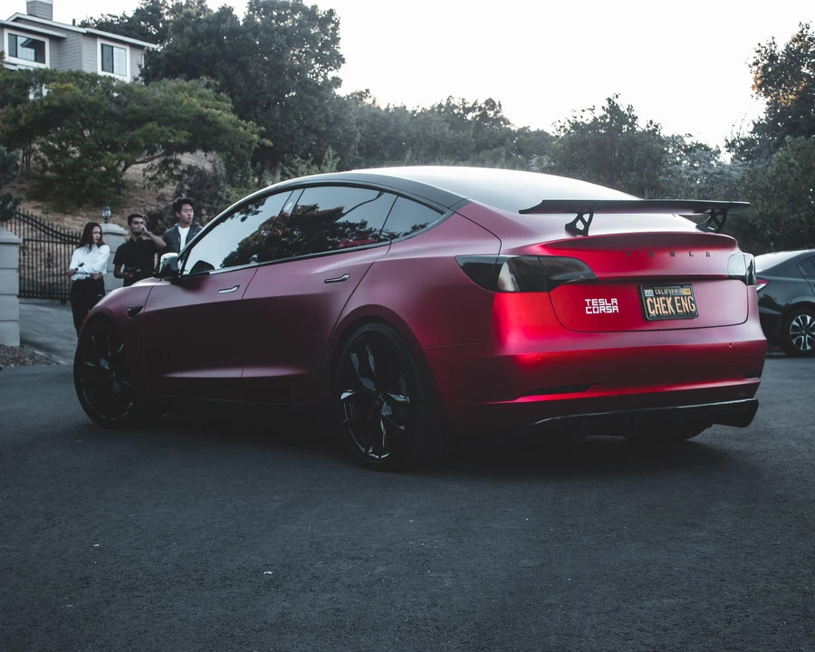 2019 Tesla Model 3 Performance - Image 10 of 21