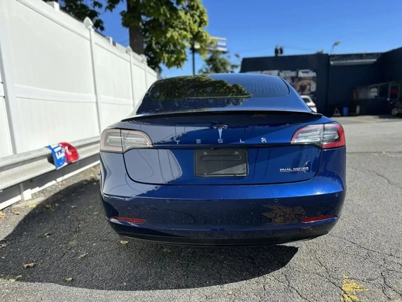 2019 Tesla Model 3 Performance - Image 6 of 12