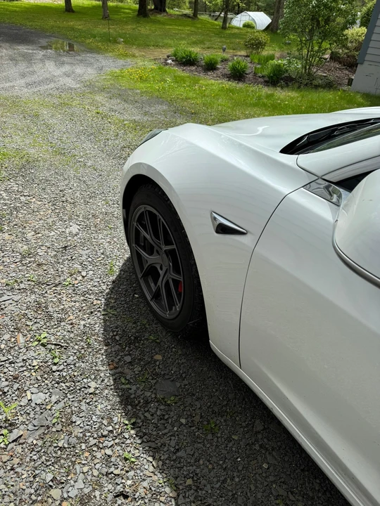 2019 Tesla Model 3 Performance - Image 31 of 31