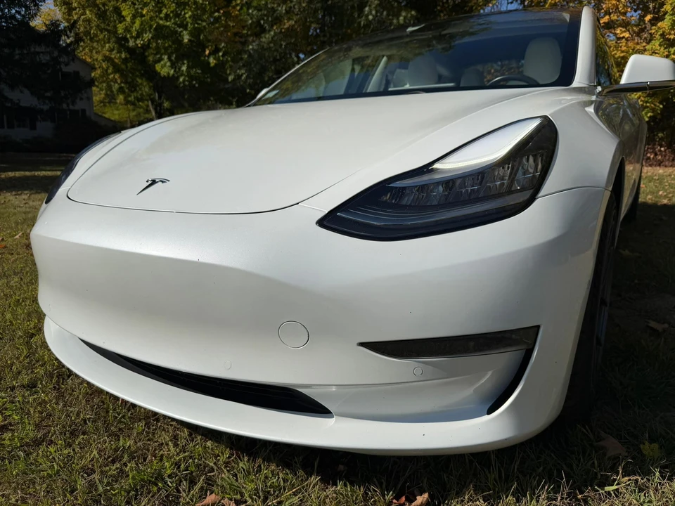 2019 Tesla Model 3 Performance - Image 30 of 31