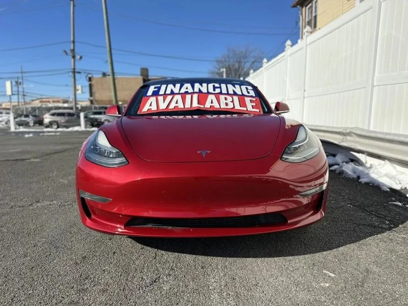 2019 Tesla Model 3 Performance - Image 2 of 12