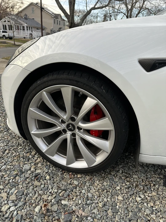 2019 Tesla Model 3 Performance - Image 22 of 31