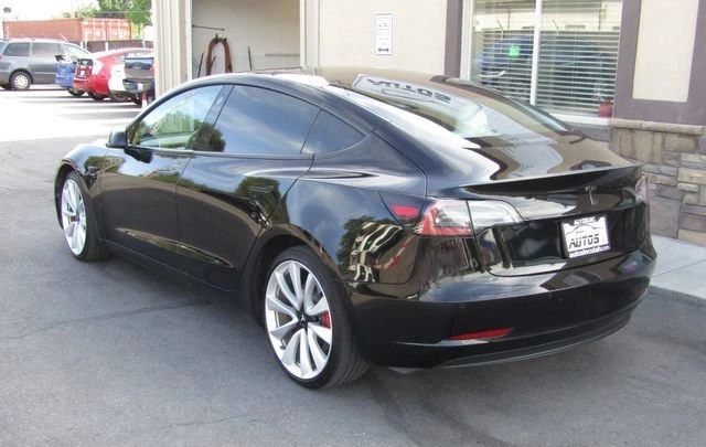 2019 Tesla Model 3 Performance - Image 2 of 18
