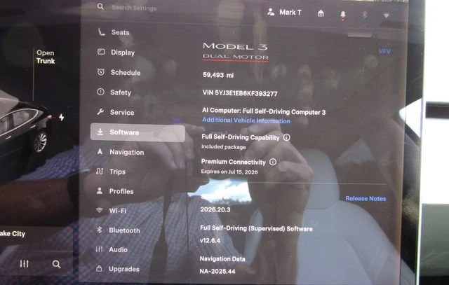 2019 Tesla Model 3 Performance - Image 15 of 18