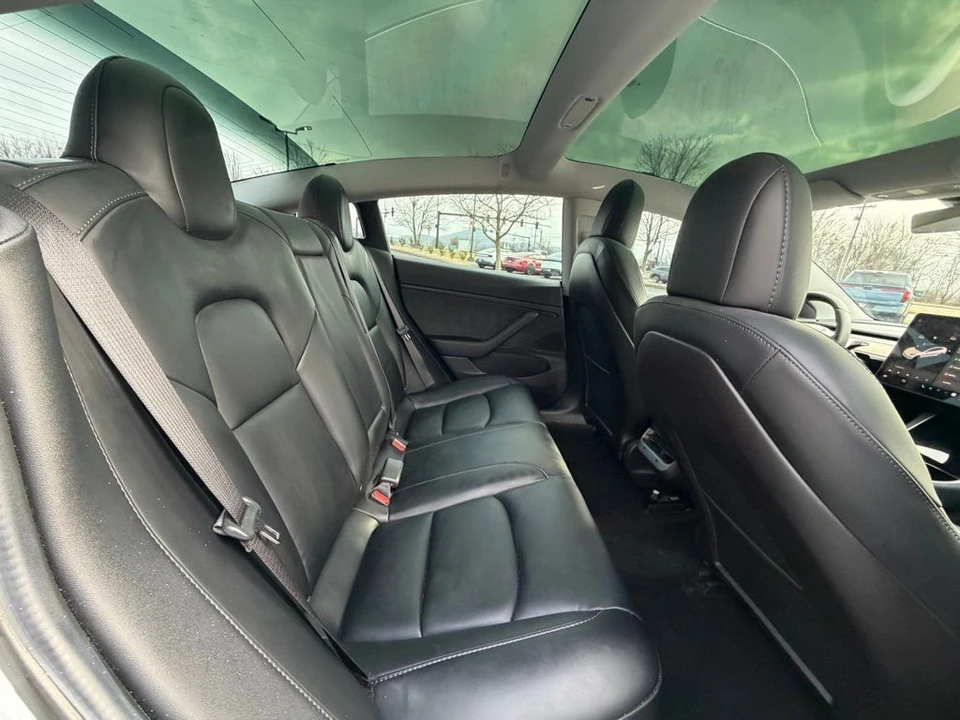 2019 Tesla Model 3 - Image 14 of 16