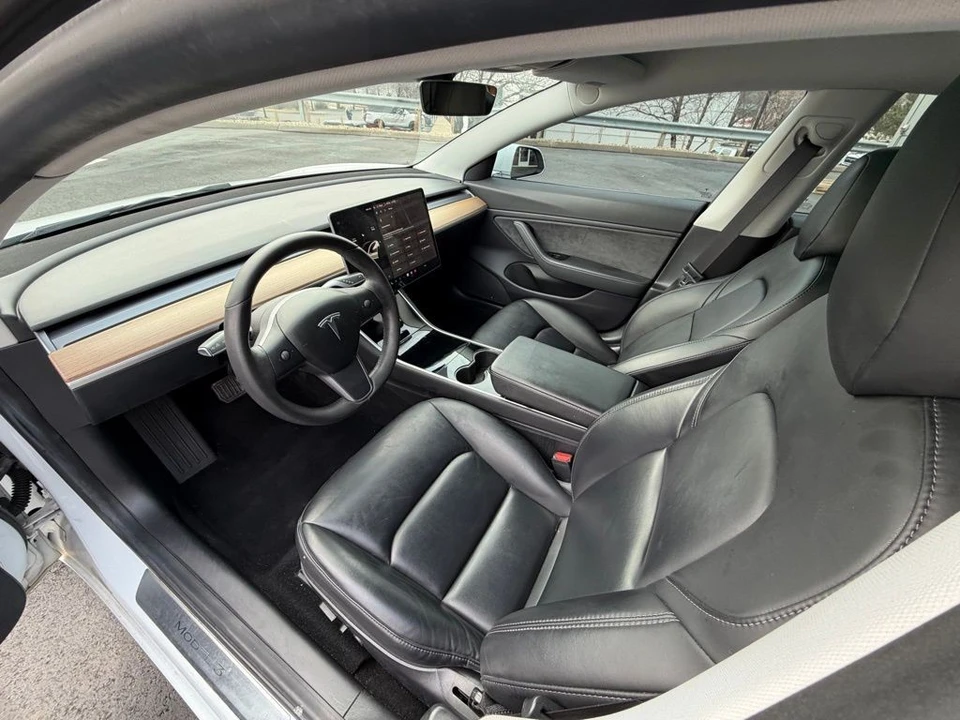 2019 Tesla Model 3 - Image 6 of 16