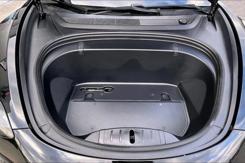 2019 Tesla Model 3 - Image 11 of 12