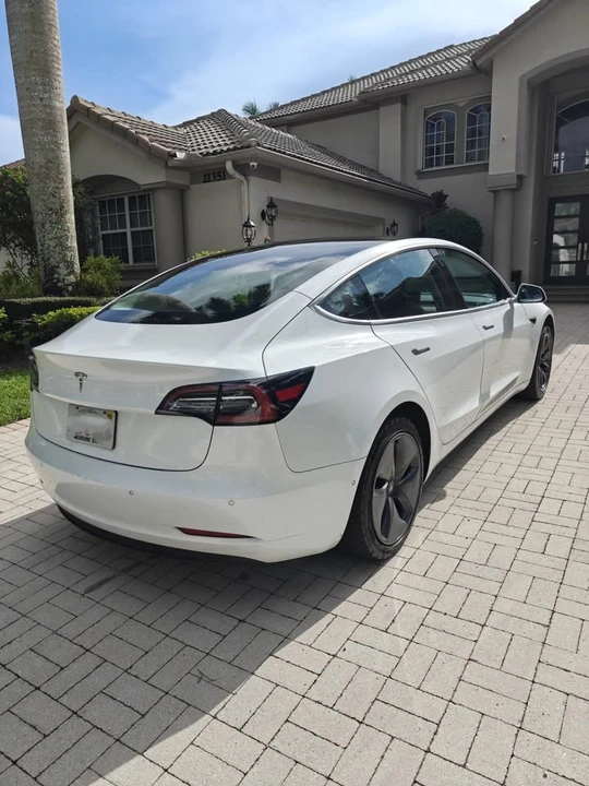 2019 Tesla Model 3 - Image 6 of 13