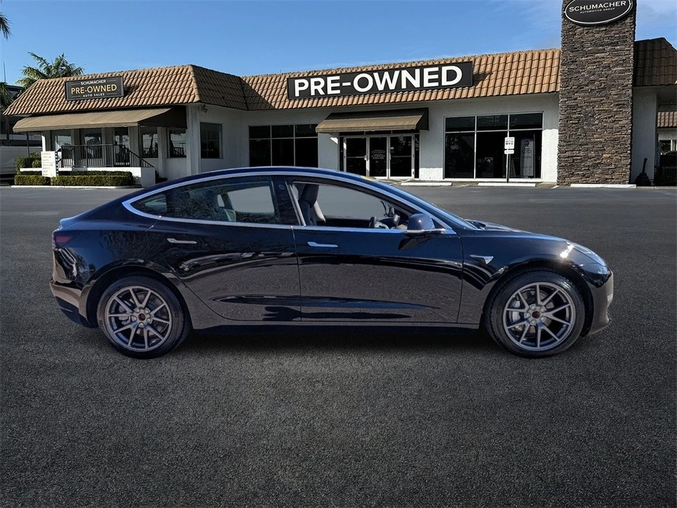 2019 Tesla Model 3 - Image 8 of 12