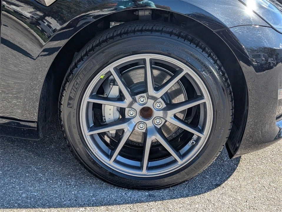 2019 Tesla Model 3 - Image 9 of 12