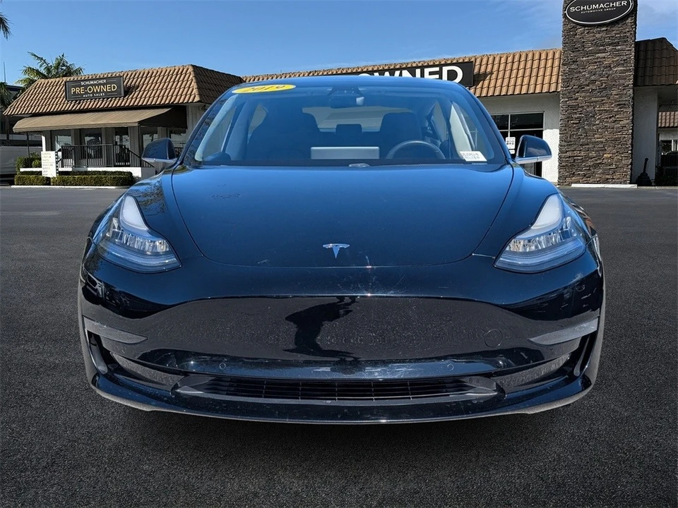 2019 Tesla Model 3 - Image 2 of 12