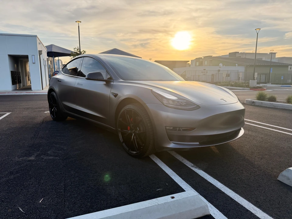 2019 Tesla Model 3 - Image 8 of 31