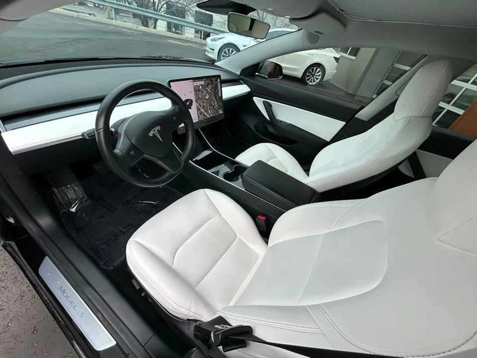 2019 Tesla Model 3 - Image 15 of 17