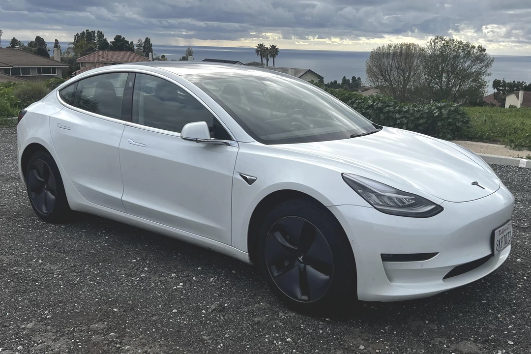 2019 Tesla Model 3 - Image 10 of 30