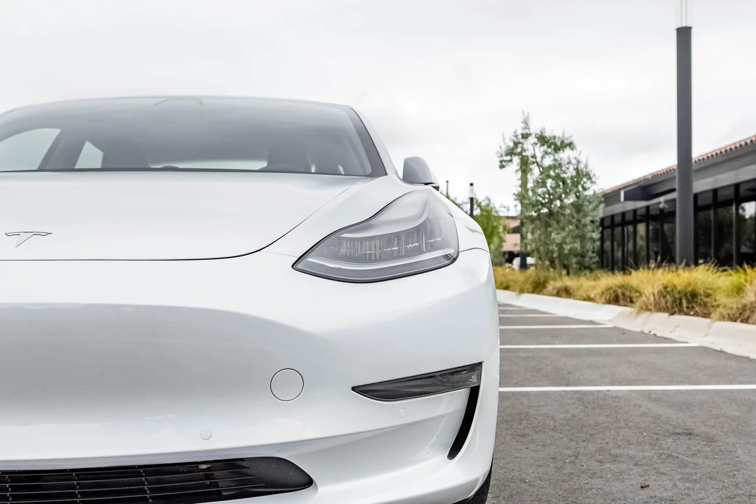2019 Tesla Model 3 - Image 14 of 31