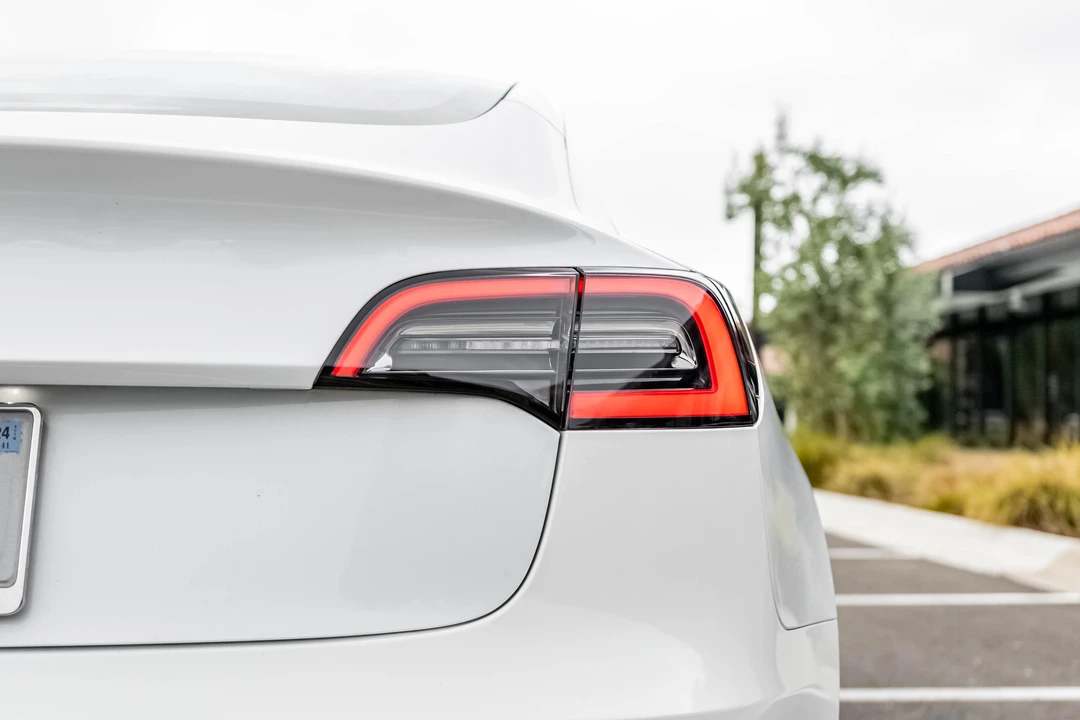 2019 Tesla Model 3 - Image 24 of 31