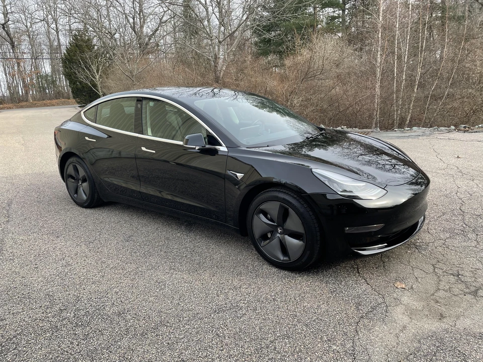 2019 Tesla Model 3 - Image 11 of 31