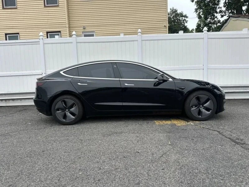 2019 Tesla Model 3 - Image 8 of 12