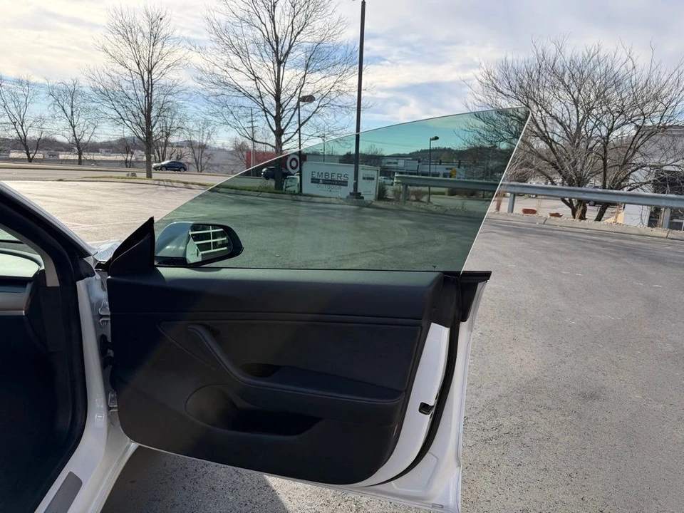 2019 Tesla Model 3 - Image 13 of 19
