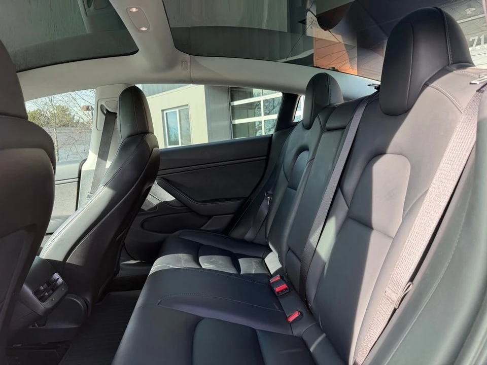 2019 Tesla Model 3 - Image 12 of 19
