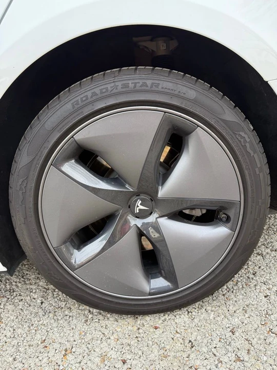 2019 Tesla Model 3 - Image 13 of 13
