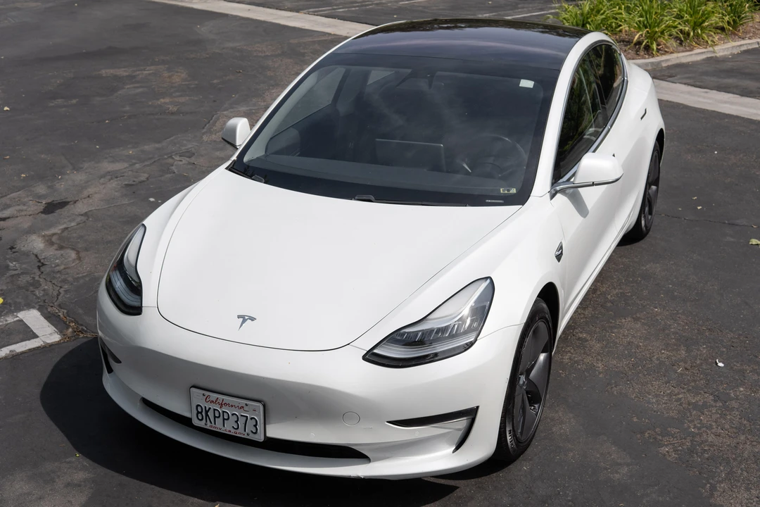 2019 Tesla Model 3 - Image 7 of 31