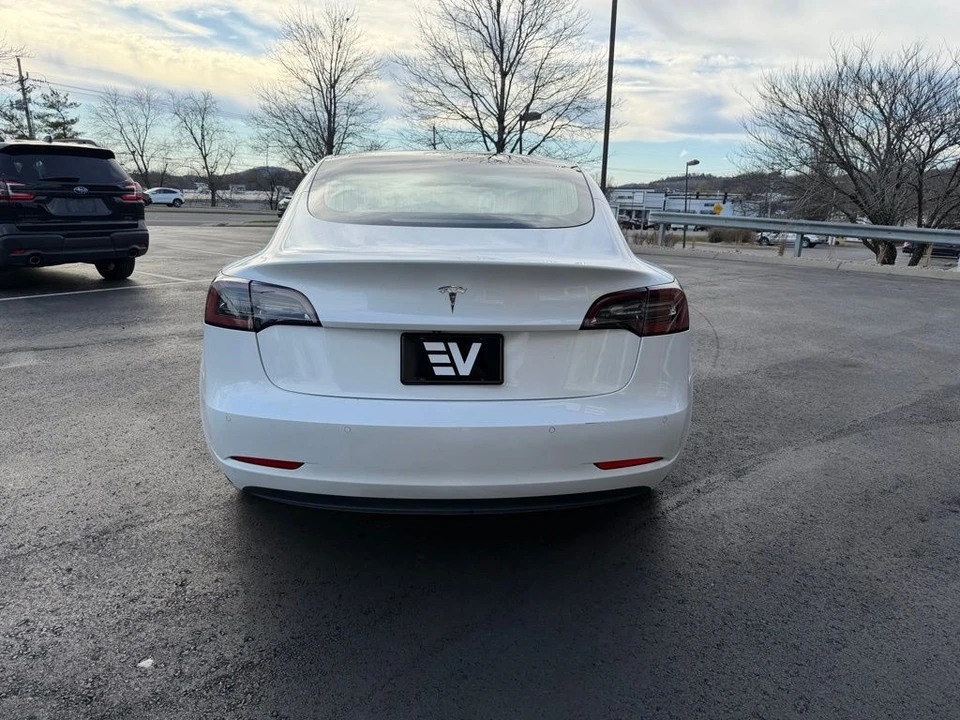 2019 Tesla Model 3 - Image 4 of 17