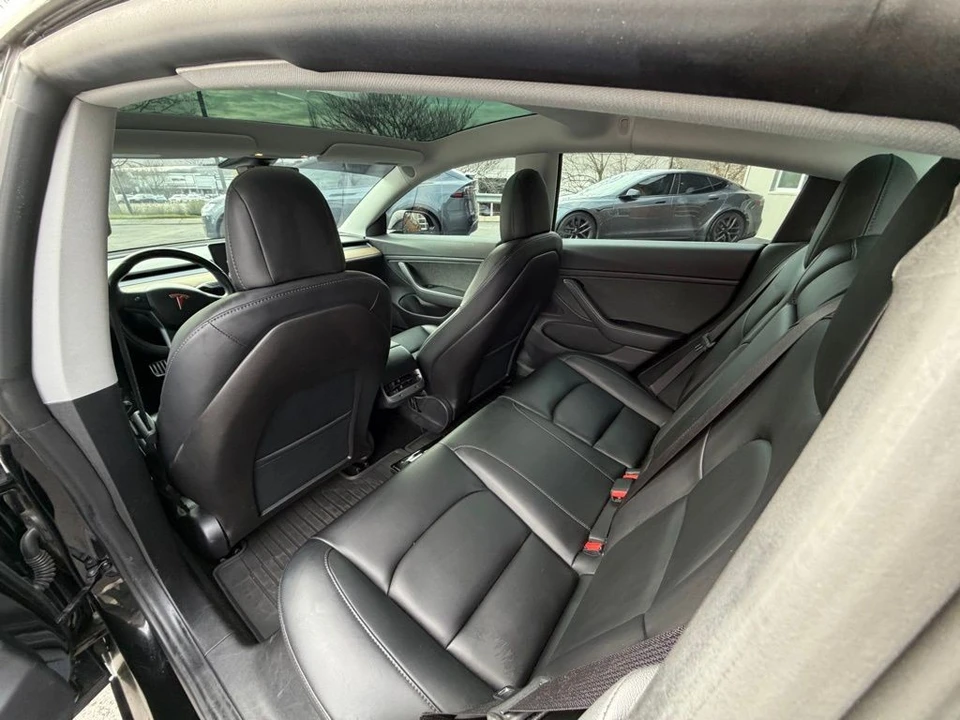 2019 Tesla Model 3 - Image 10 of 16